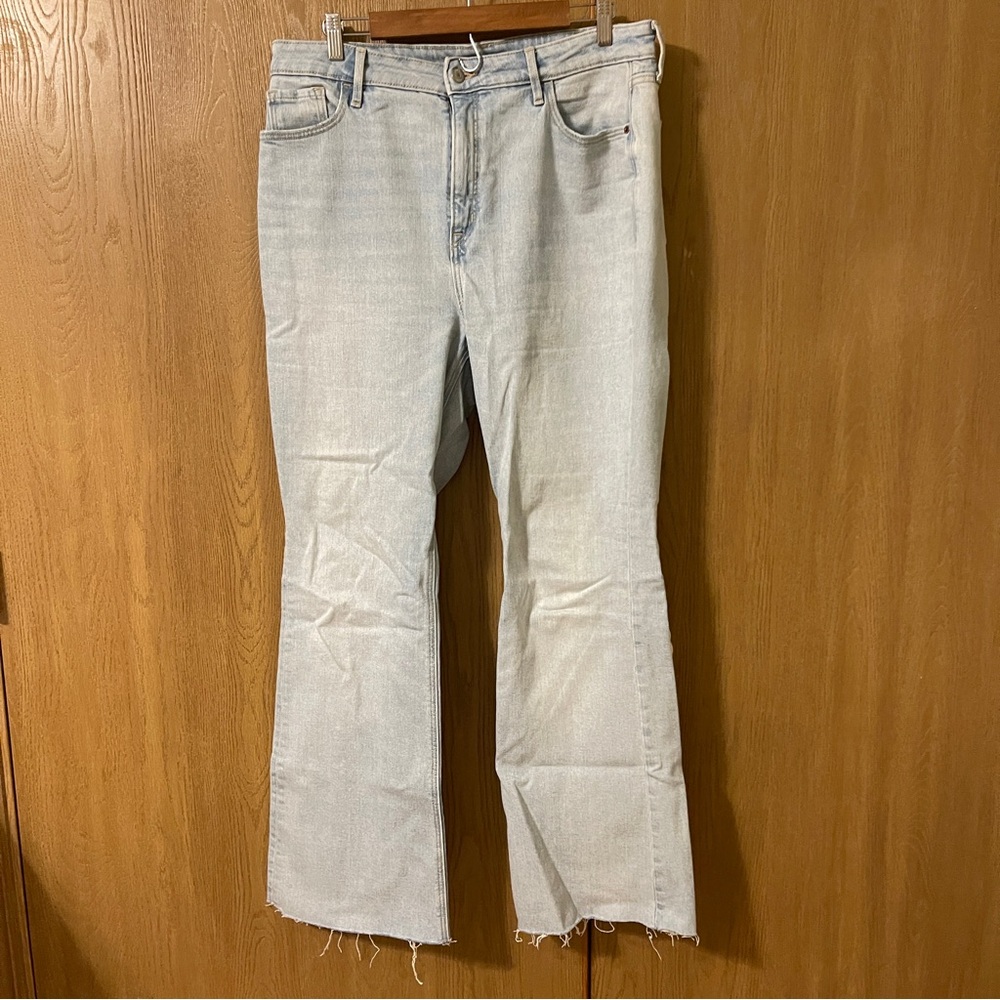 Old Navy High Rise Flare Jeans